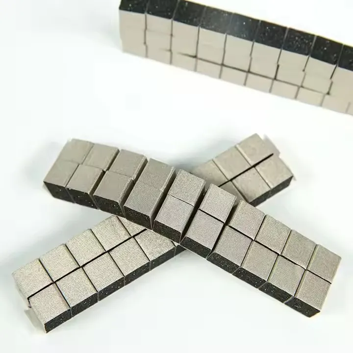 Ledende skum